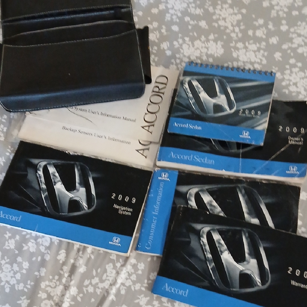 Accord Owner's Manual Set - Black